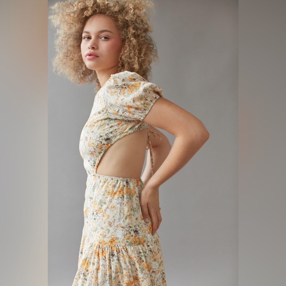 Floral Tiered Maxi Dress